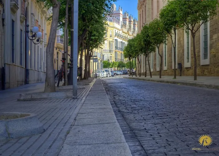 호텔 아르간토니오 2*