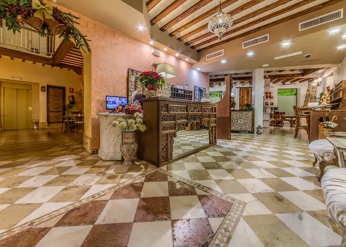 阿尔甘托尼奥酒店 2* 加的斯